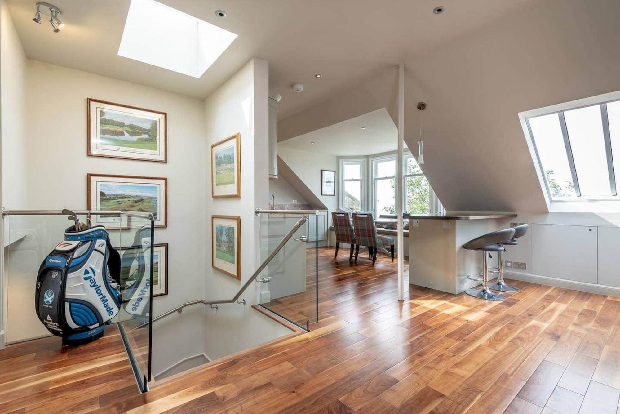 Gillespie - Spectacular Penthouse Apartment St Andrews