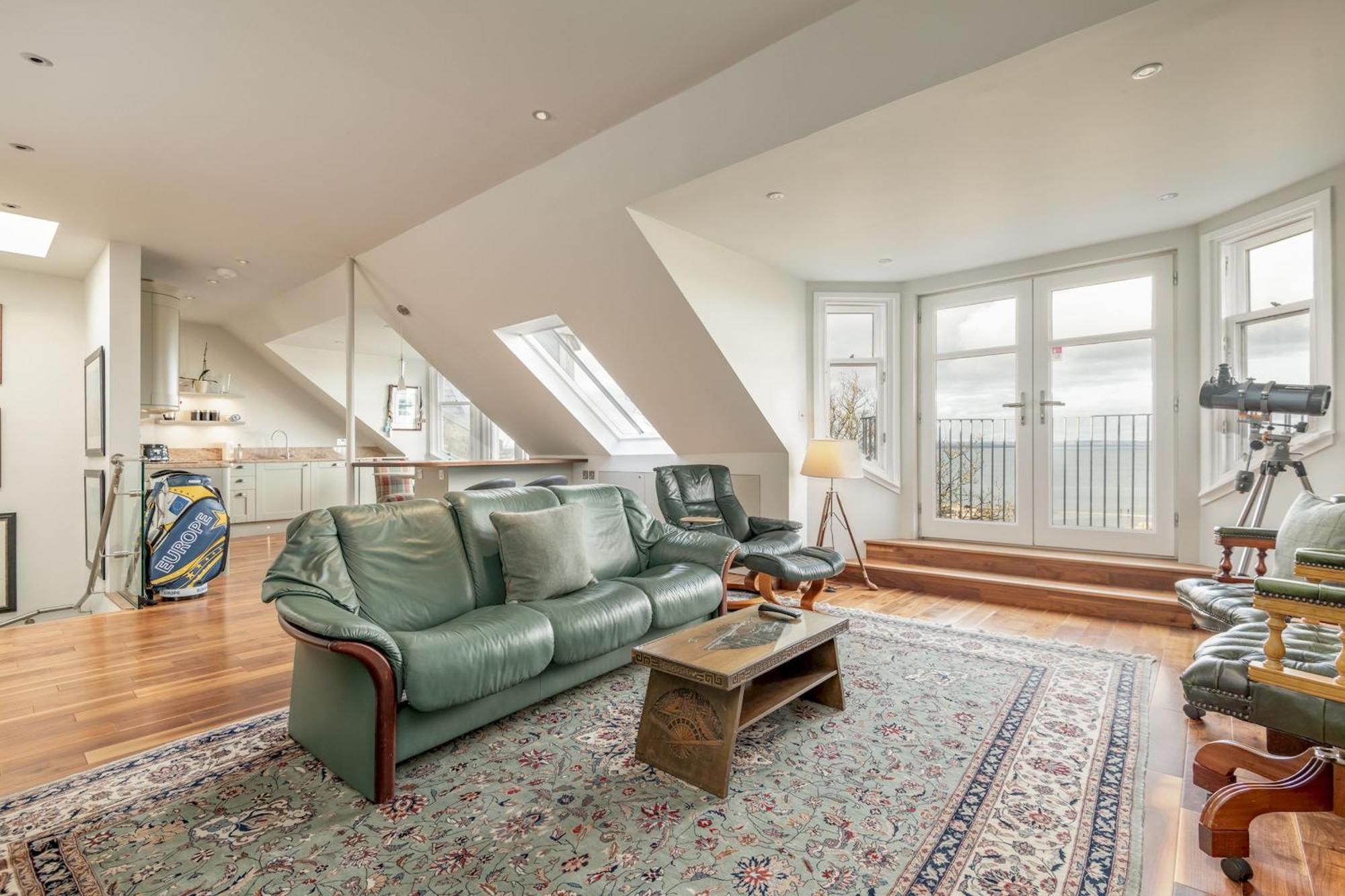 Gillespie - Spectacular Penthouse St Andrews
