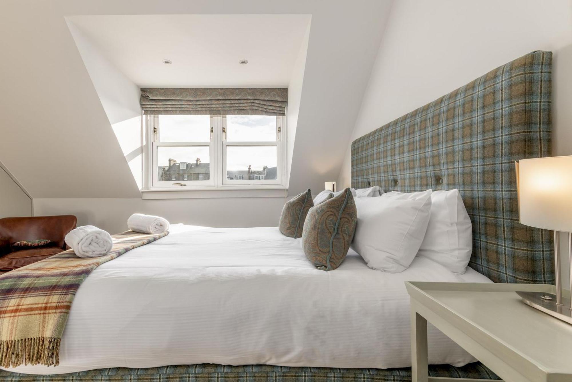 Gillespie - Spectacular Penthouse * St Andrews